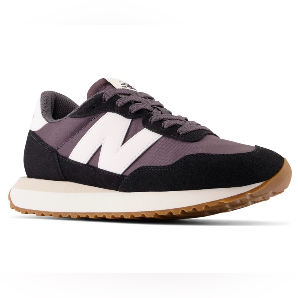 New Balance 237 black